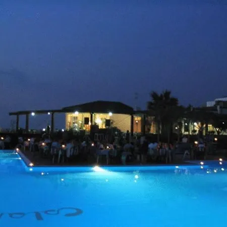 Resort Villaggio Club Calanovellamare 3*