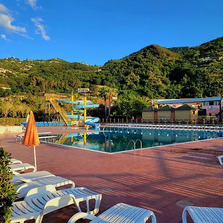 Villaggio Club Calanovellamare Resort 3*