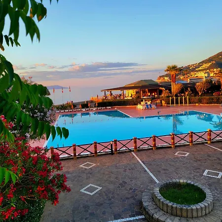 Villaggio Club Calanovellamare 3*